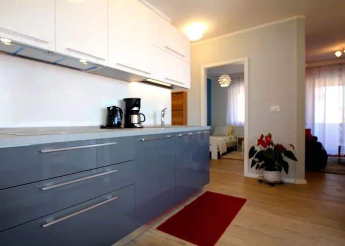 Appartement Idyllisches Nur 700 Meter Zum Mit Balkon, Garten, Wifi *