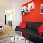 Apartment Idyllisches Nur 700 Meter Zum Mit Balkon, Garten, Wifi