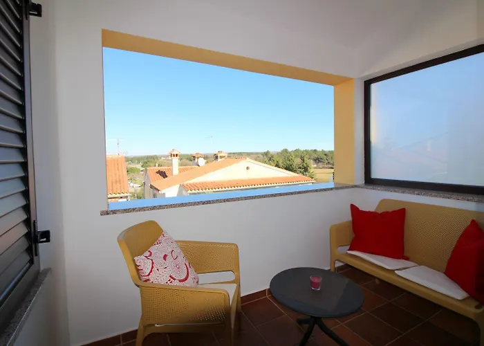 Idyllisches Nur 700 Meter Zum Mit Balkon, Garten, Wifi Appartamento *