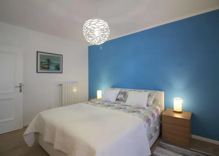 Idyllisches Nur 700 Meter Zum Mit Balkon, Garten, Wifi Appartement Poreč